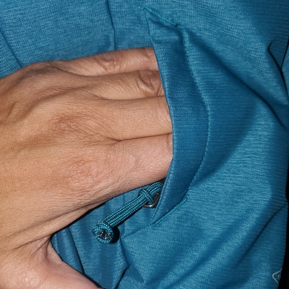 Coat - Picture 4 of 4